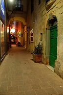 Lee's House Bed & Breakfast Sliema