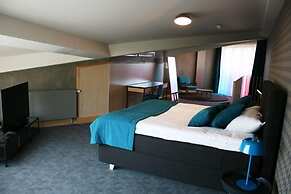 KURSHI Hotel & SPA