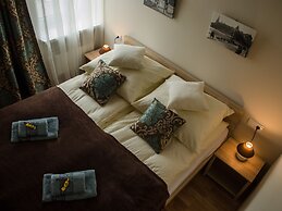 Royal Route 29 Comfort Rooms