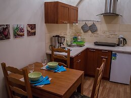 Royal Route 29 Comfort Rooms