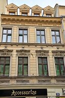 Royal Route 29 Comfort Rooms