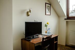 Royal Route 29 Comfort Rooms