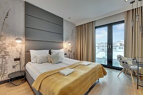 Grand Apartments - Wave