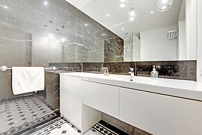 Grand Apartments - Wave