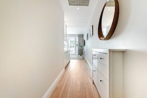 Grand Apartments - Wave