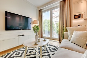 Grand Apartments - Wave