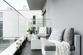 Grand Apartments - Wave