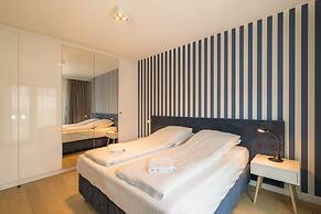 Grand Apartments - Wave