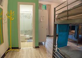 Victoria House Hostel