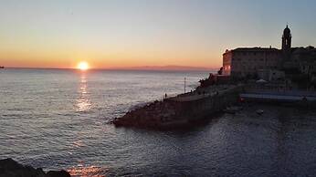 Victoria House Hostel