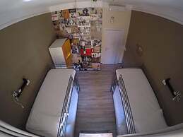 Victoria House Hostel