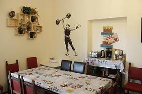 Victoria House Hostel