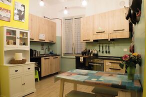 Victoria House Hostel
