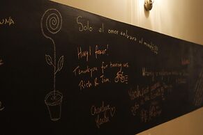 Victoria House Hostel