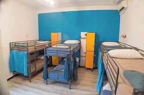 Victoria House Hostel
