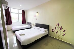 Max Inn Suite Hotel