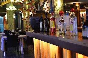 Lap Roi Karon Beachfront