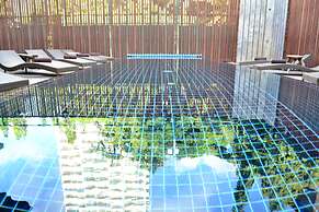 Lap Roi Karon Beachfront