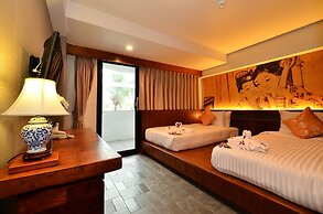Lap Roi Karon Beachfront