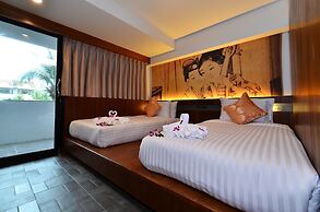 Lap Roi Karon Beachfront