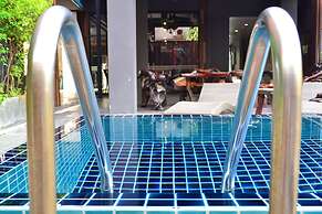 Lap Roi Karon Beachfront