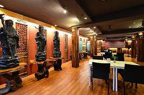 Lap Roi Karon Beachfront