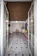 Manias Hotel Apartments