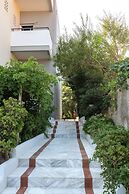 Manias Hotel Apartments