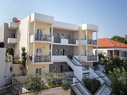 Manias Hotel Apartments