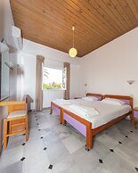 Manias Hotel Apartments