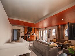 Manias Hotel Apartments