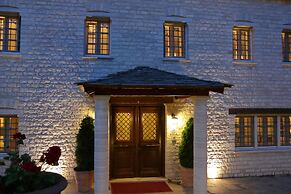 Gamila Rocks Mountain Hotel