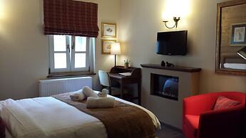 Gamila Rocks Mountain Hotel