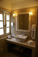 Gamila Rocks Mountain Hotel