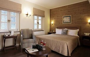 Gamila Rocks Mountain Hotel