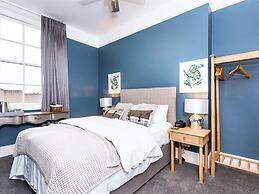 Summerfield Pub & Boutique Rooms