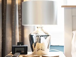 Summerfield Pub & Boutique Rooms