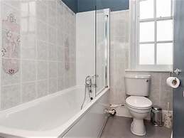 Summerfield Pub & Boutique Rooms