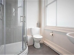 Summerfield Pub & Boutique Rooms