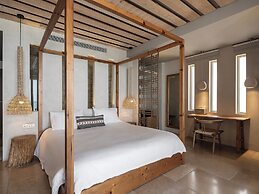 The Theodore Boutique Hotel