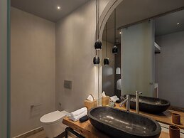 The Theodore Boutique Hotel