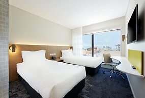 Holiday Inn Express Adelaide City Centre by IHG