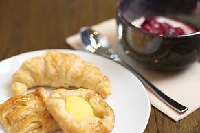 Holiday Inn Express Adelaide City Centre by IHG