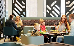 Holiday Inn Express Adelaide City Centre by IHG