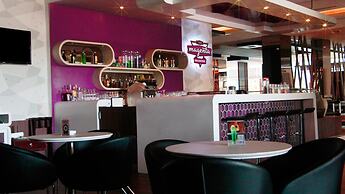 Holiday Inn Bandung Pasteur by IHG