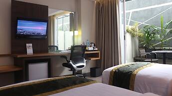 Holiday Inn Bandung Pasteur by IHG