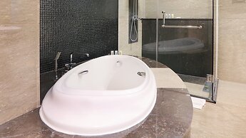 Holiday Inn Bandung Pasteur by IHG