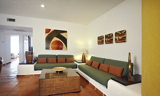 Las Palmas Condominio