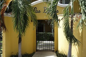 Las Palmas Condominio