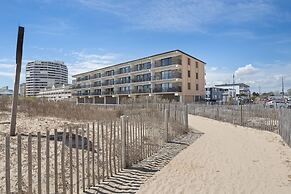 Bimini 105 2 Bedroom Condo by RedAwning